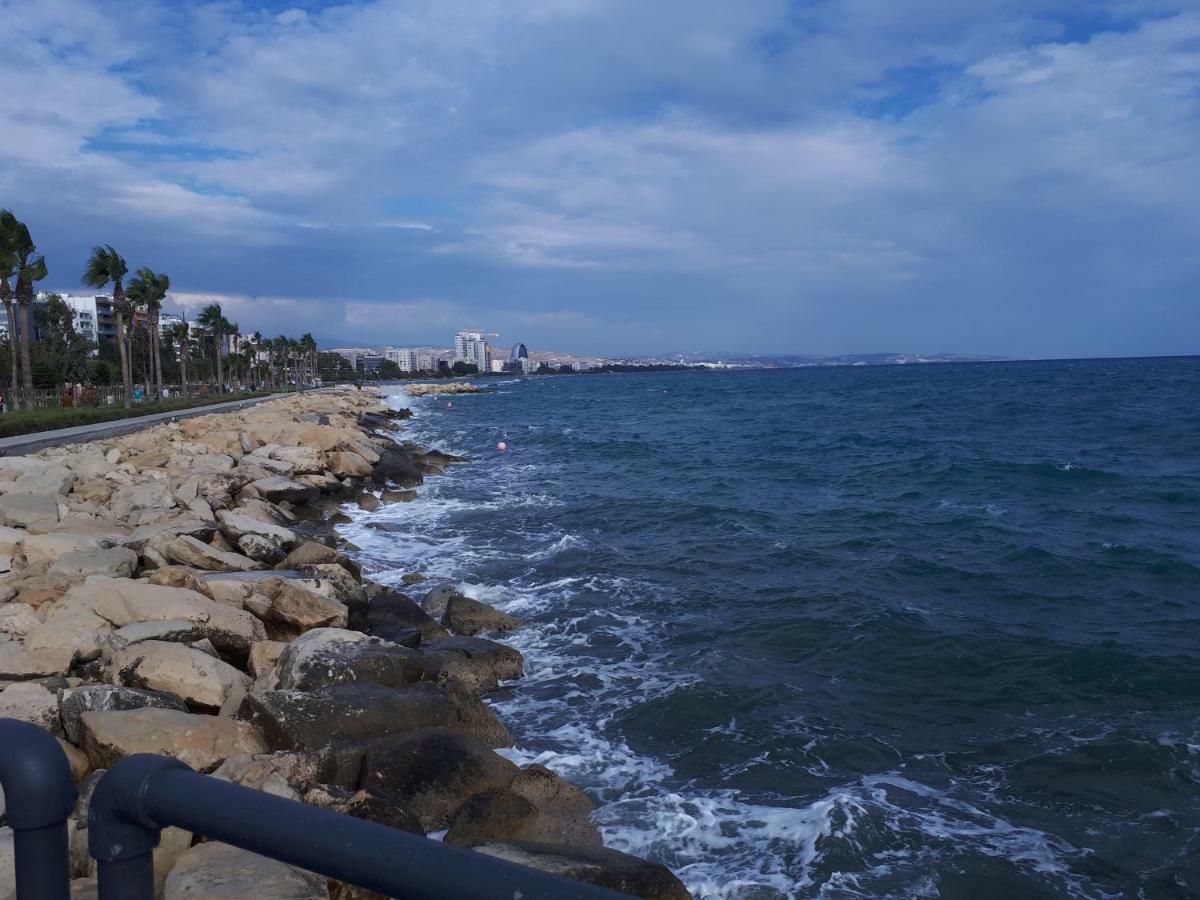 Sea Front & City Center, Amazing Sea View Limasol Dış mekan fotoğraf